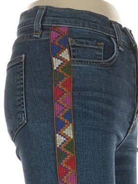 Veronica Beard Jeans Approx 27" waist, 10.75" rise 25.75" inseam button fly